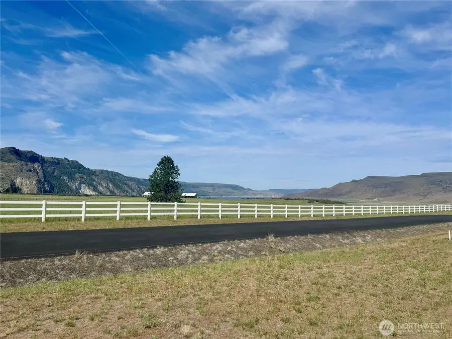44110 Covey Lane N #3, Wilbur, WA 99185 - #2