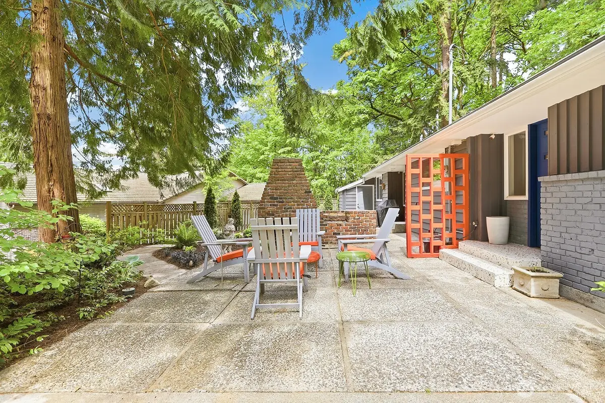 19563 38th Avenue Ne, Lake Forest Park, WA 98155 - #1