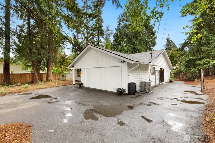 16310 Fremont Place N, Shoreline, WA 98133 - #3