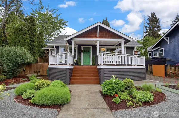 5250 45th Avenue Sw, Seattle, WA 98136