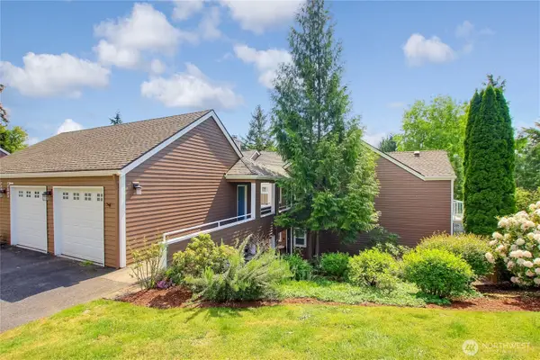 22521 SE 42nd Terrace #2207, Issaquah, WA 98029