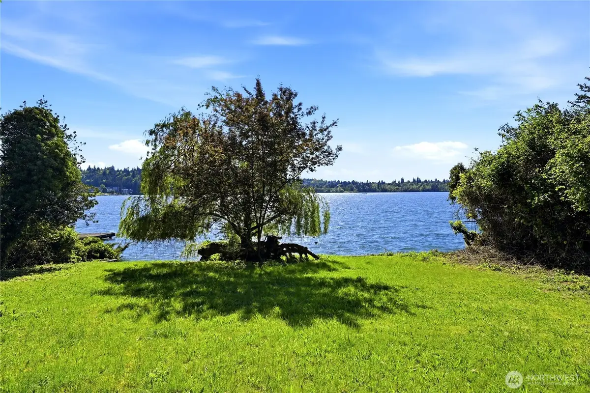 2521 103 Avenue Se, Bellevue, WA 98004 - #1