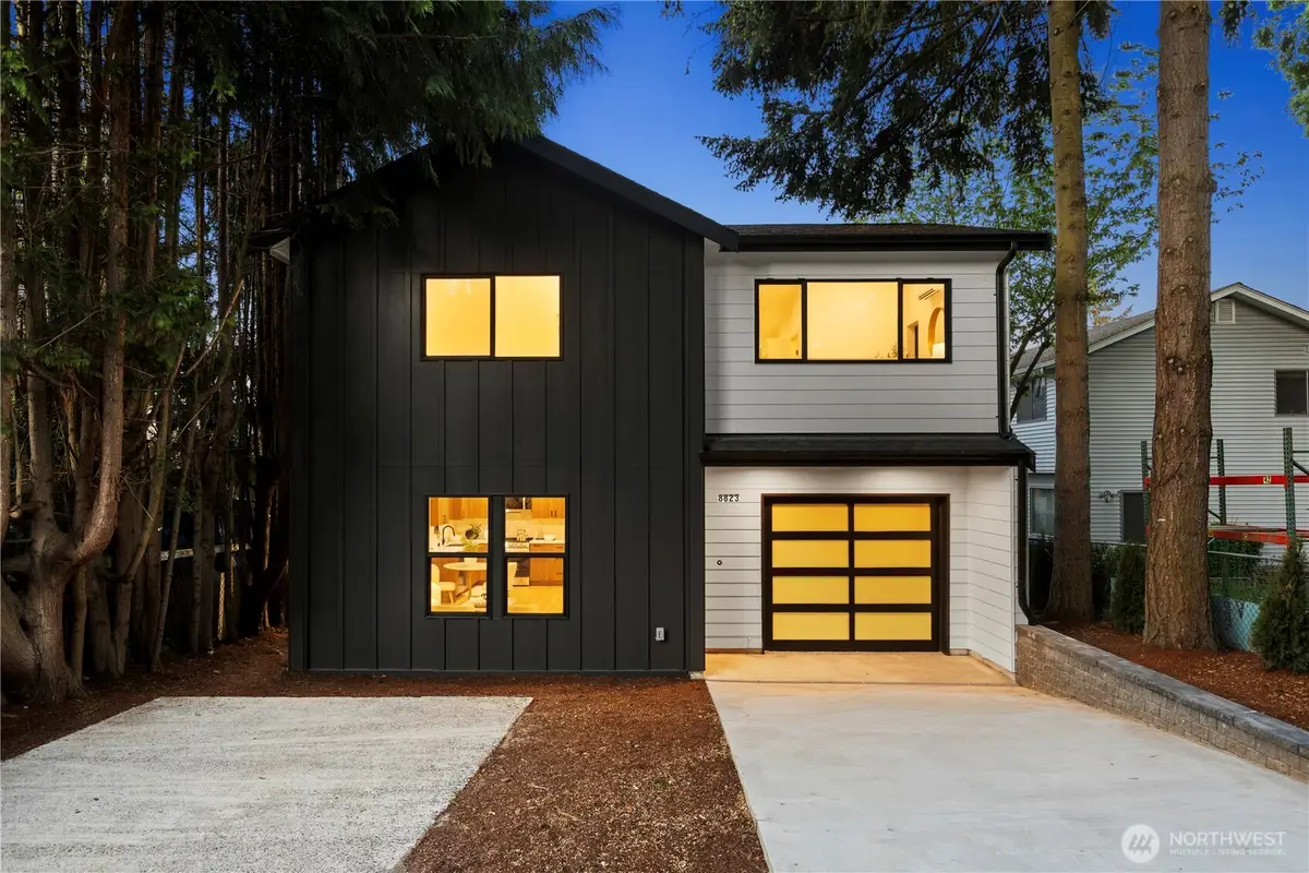 8823 Dibble Avenue Nw, Seattle, WA 98117 - #1