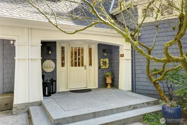 29213 SE 5th Street, Fall City, WA 98024