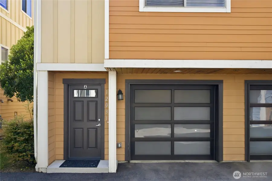 12031 35th Avenue Ne #A, Seattle, WA 98125 - #2