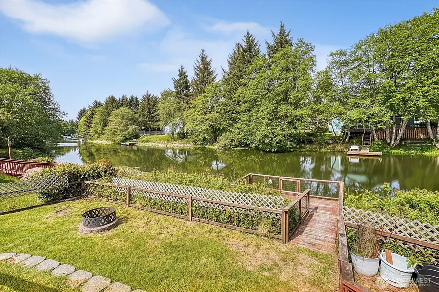 792 Island Circle Se, Ocean Shores, WA 98569 - #3