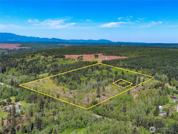 2 Teal Lake Road, Port Ludlow, WA 98365
