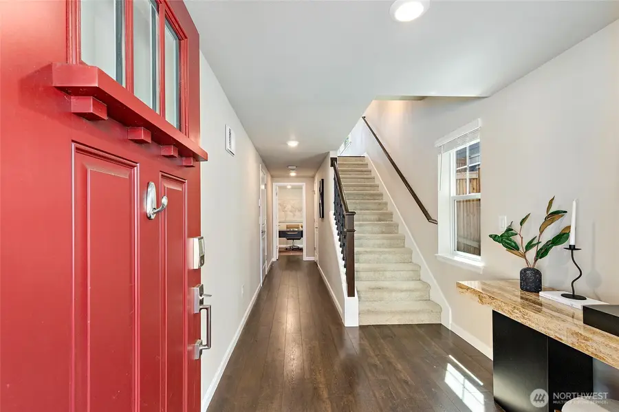 6724 34th Avenue Sw, Seattle, WA 98126 - #3
