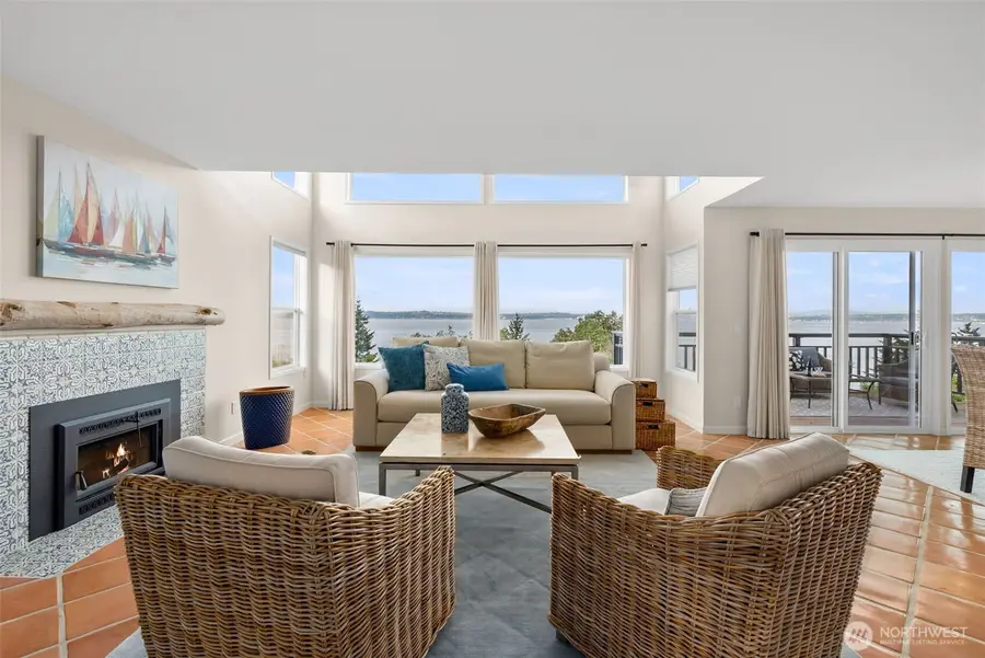 10879 Bill Point Circle Ne, Bainbridge Island, WA 98110 - #3