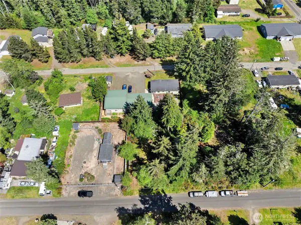 27312 W Street, Ocean Park, WA 98640
