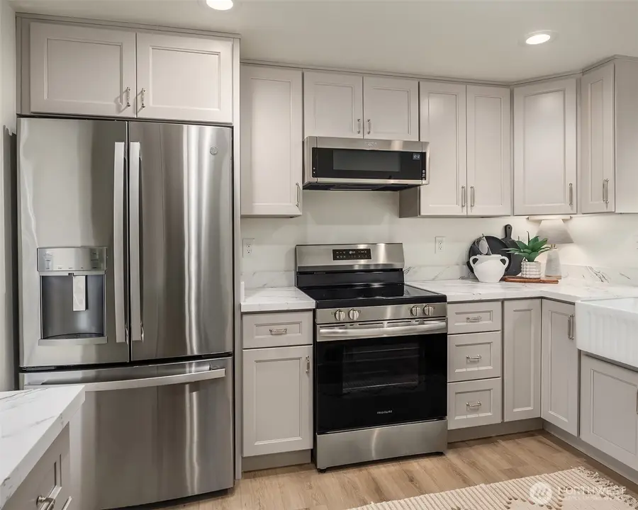 12517 22nd Avenue Ne, Seattle, WA 98125 - #2