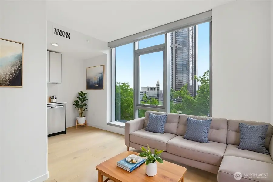 800 Columbia Street #702, Seattle, WA 98104 - #2