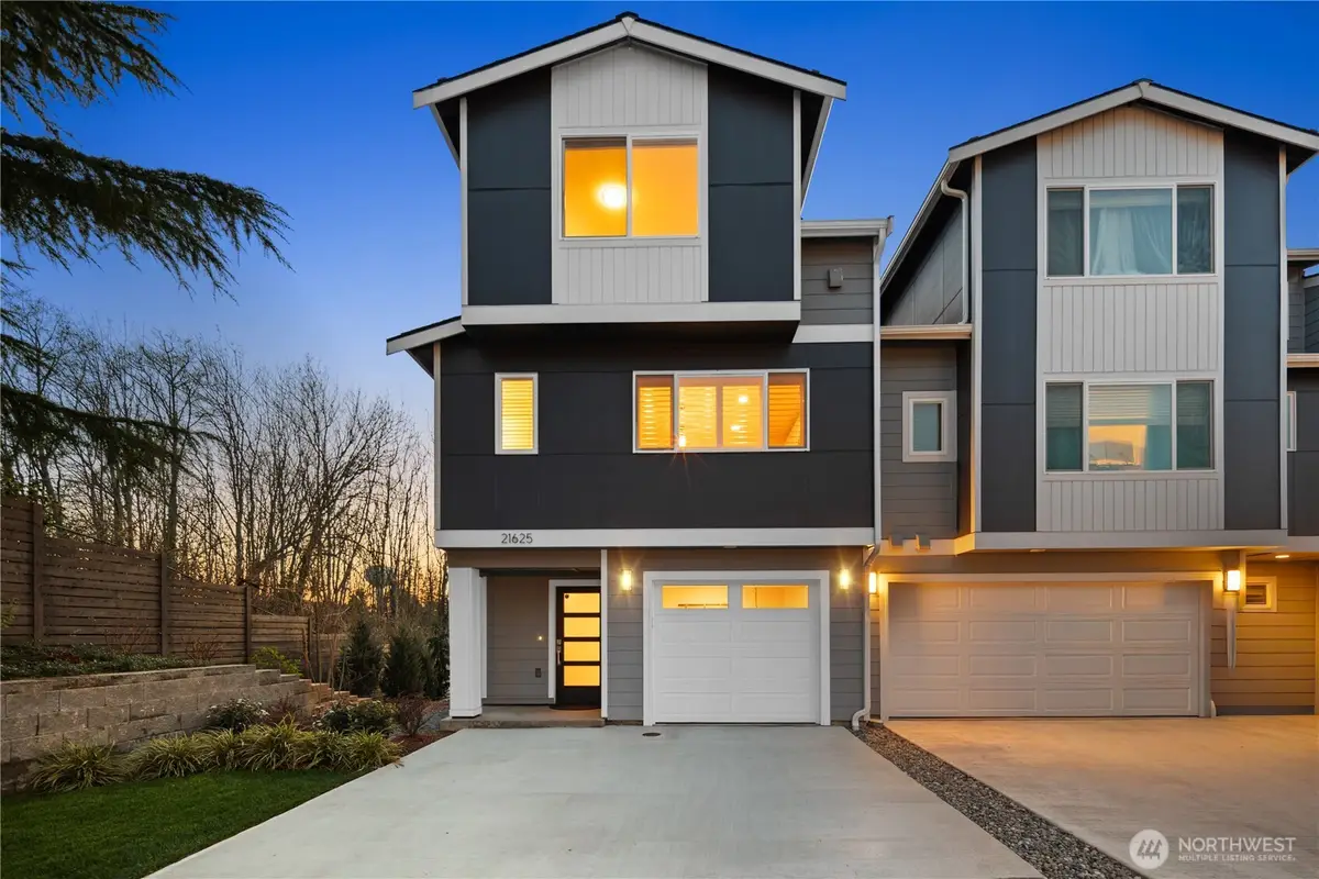 21625 13th Drive S, Des Moines, WA 98198 - #1