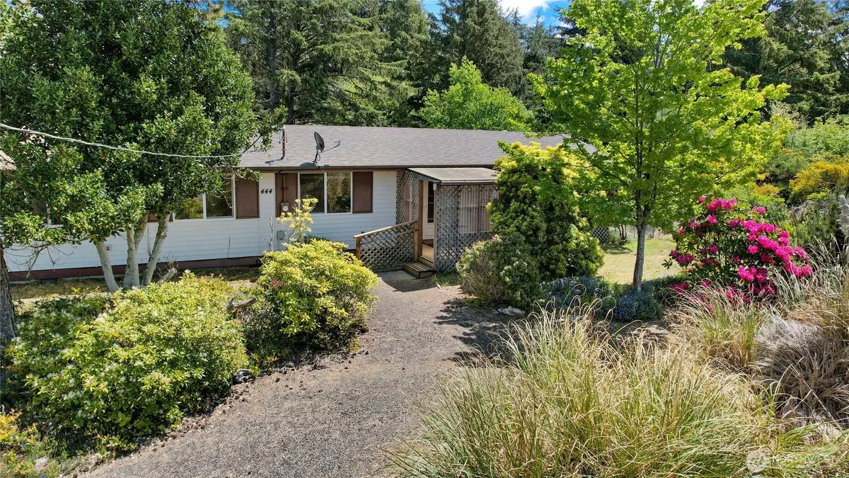 444 Canal Drive Se, Ocean Shores, WA 98569 - #1