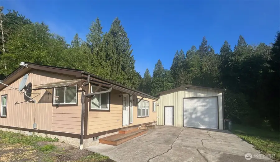 153 Ravena Lane, Kelso, WA 98626 - #2