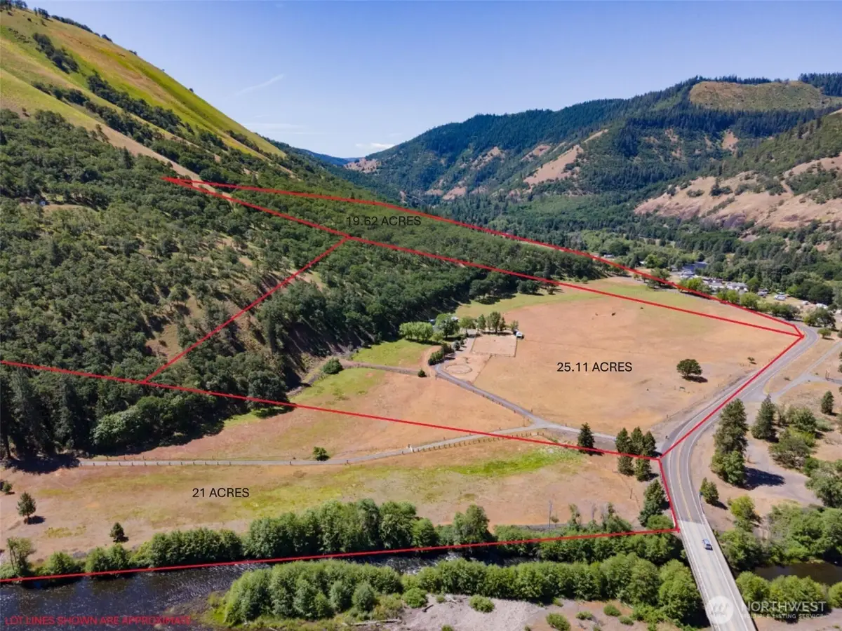992 Highway 142 E, Lyle, WA 98635 - #1