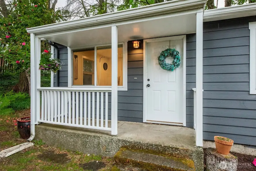 15504 25th Avenue Ne, Shoreline, WA 98155 - #3