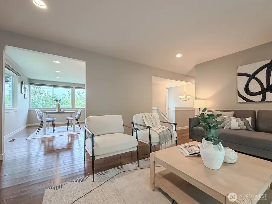 15003 108th Place Ne, Bothell, WA 98011 - #2