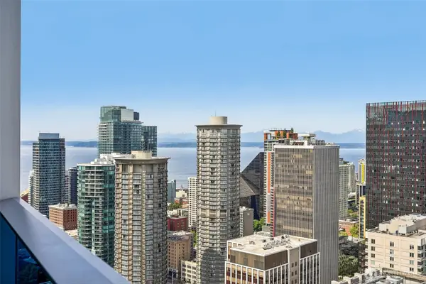737 Olive Way #3701, Seattle, WA 98101