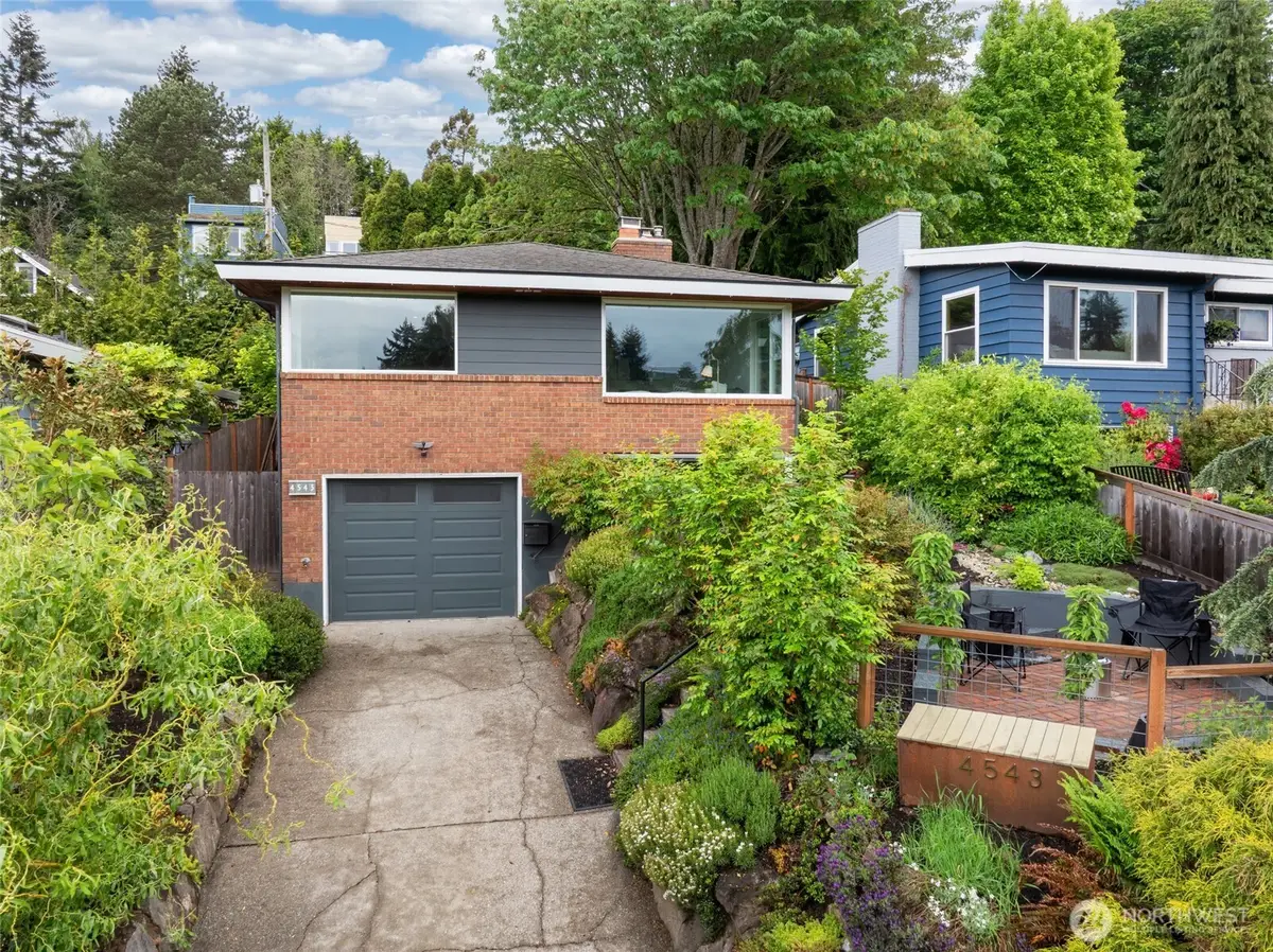 4543 50th Avenue Sw, Seattle, WA 98116 - #1