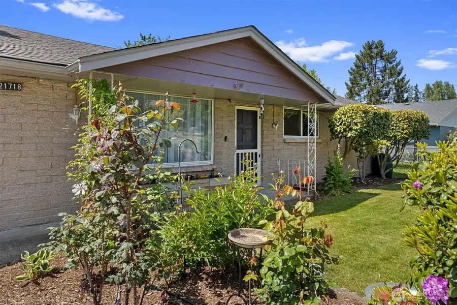 21718 88th Avenue W, Edmonds, WA 98026 - #2