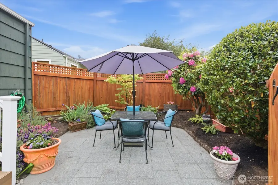 3444 34th Avenue W, Seattle, WA 98199 - #3