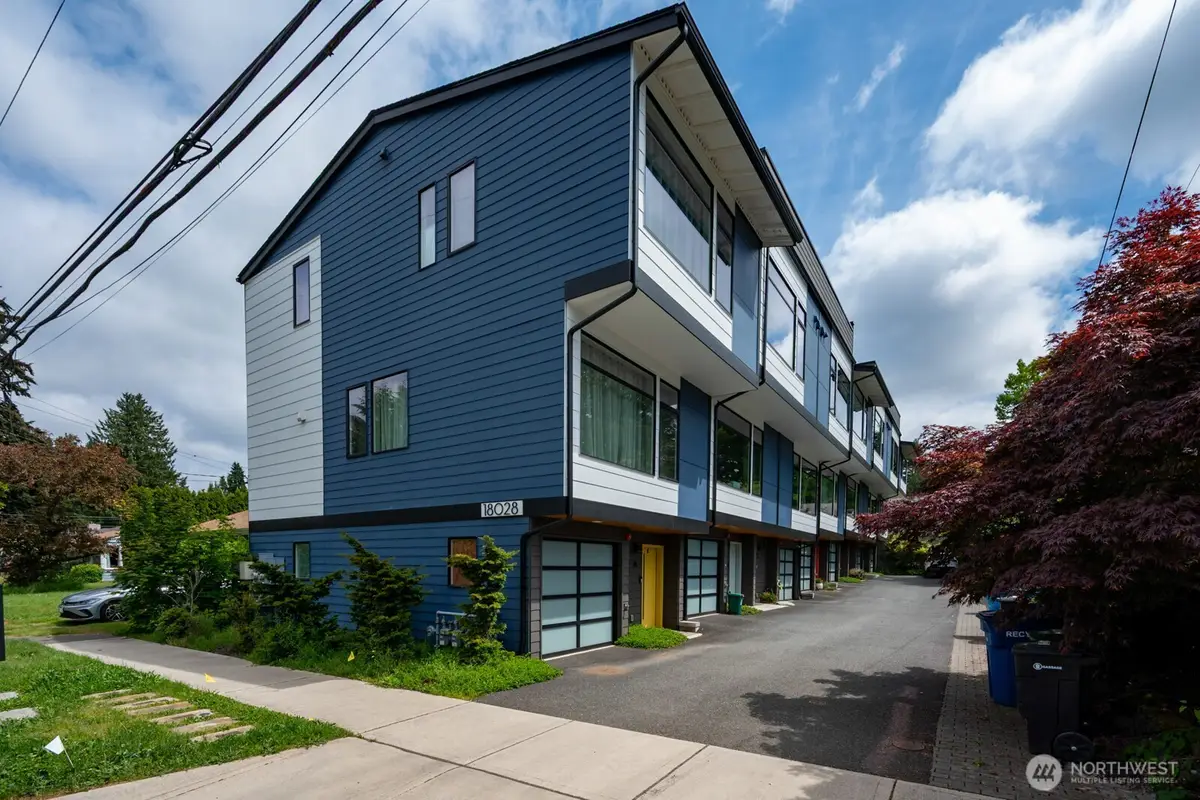 18028 10th Avenue Ne #F, Shoreline, WA 98155 - #1