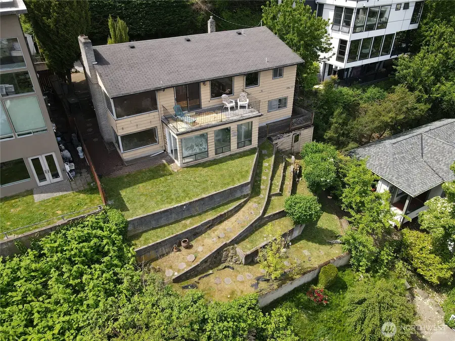 438 Comstock Place, Seattle, WA 98109 - #3