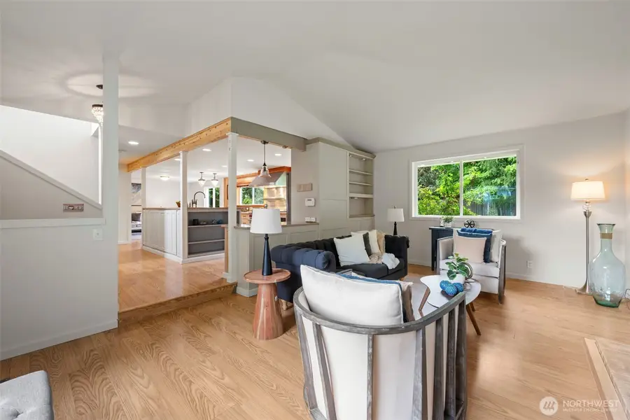 816 151st Place Sw, Lynnwood, WA 98087 - #2