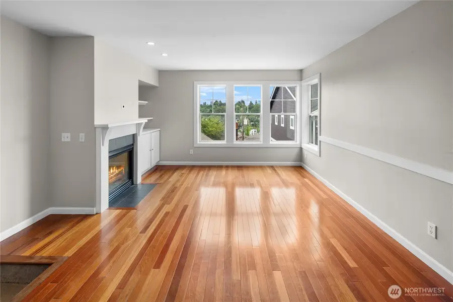 129 26th Avenue E, Seattle, WA 98112 - #3
