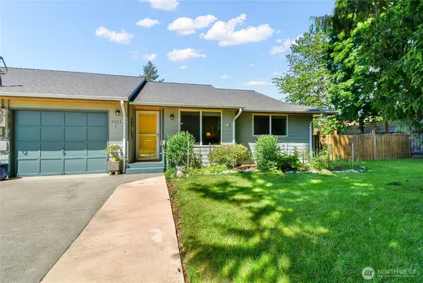 8223 47th Avenue Ne #2, Marysville, WA 98270