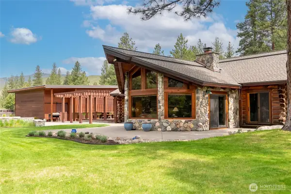 179 Wolf Creek Road, Winthrop, WA 98862