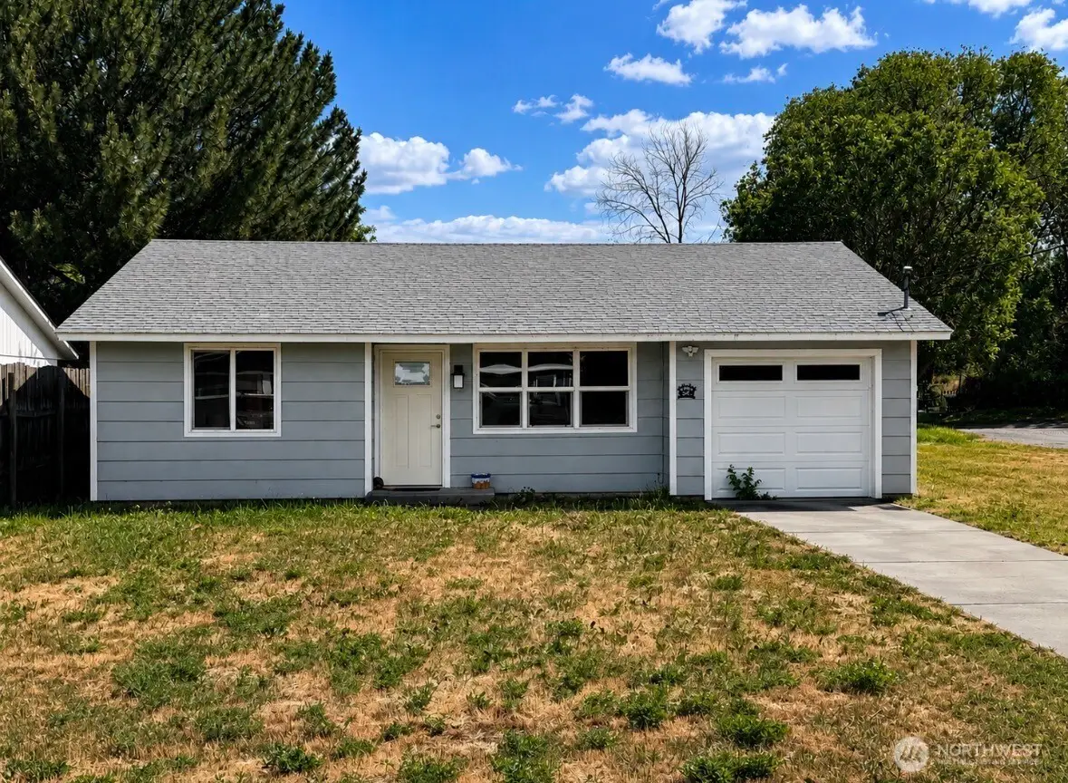 1014 3rd Avenue, Oroville, WA 98844 - #1