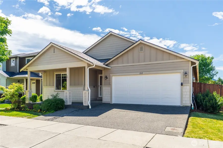 242 Riggs Drive E, Enumclaw, WA 98022 - #2