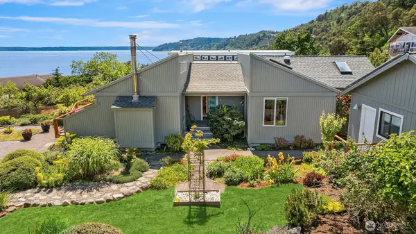 25918 75th Avenue Sw, Vashon, WA 98070