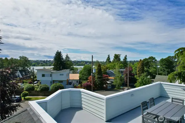 2107 N 63rd Street, Seattle, WA 98103