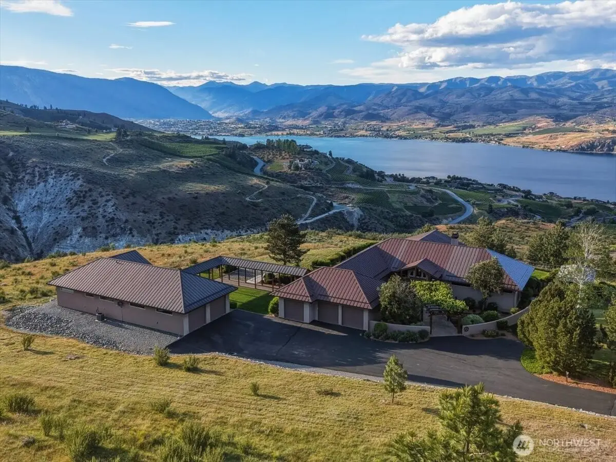 825 Hawks Meadow Road, Chelan, WA 98816 - #1