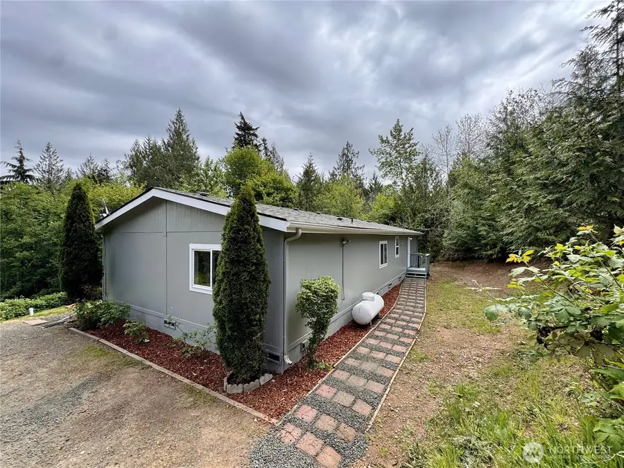 60 N Charles Place, Hoodsport, WA 98548 - #2