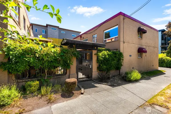 120 14th Avenue #12, Seattle, WA 98122