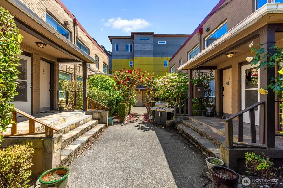 120 14th Avenue #12, Seattle, WA 98122 - #3