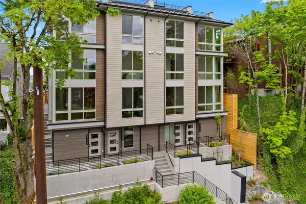 3817 Fremont Avenue N, Seattle, WA 98103