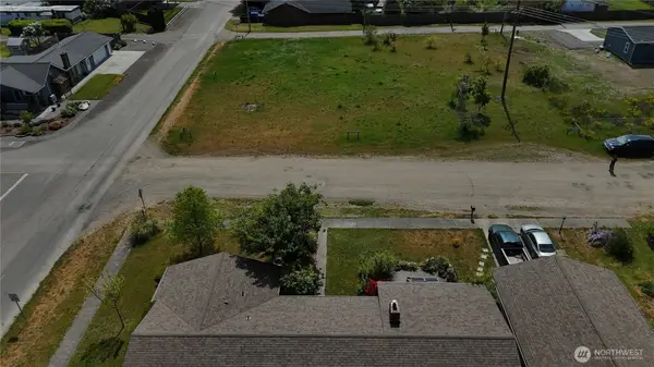 999999 W Maple Street #1, Sequim, WA 98382