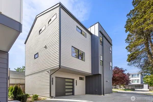 929 N 87th Street, Seattle, WA 98103