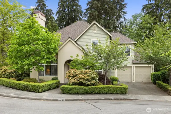 6592 127th Place Se, Bellevue, WA 98006