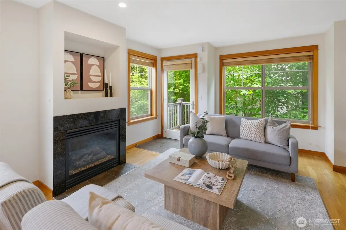 140 21st Avenue E #B, Seattle, WA 98112 - #1