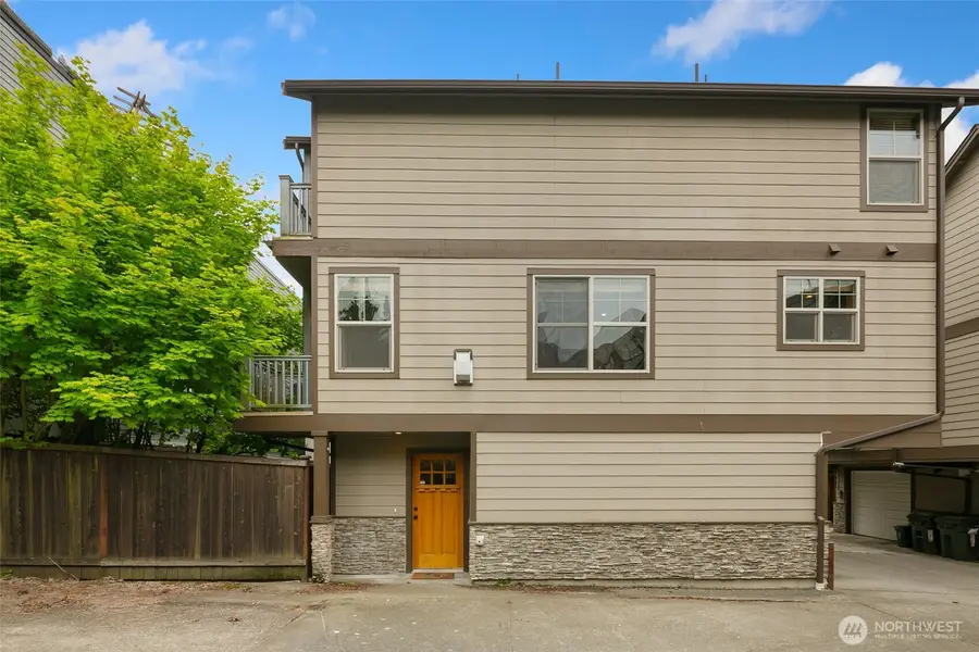 140 21st Avenue E #B, Seattle, WA 98112 - #3