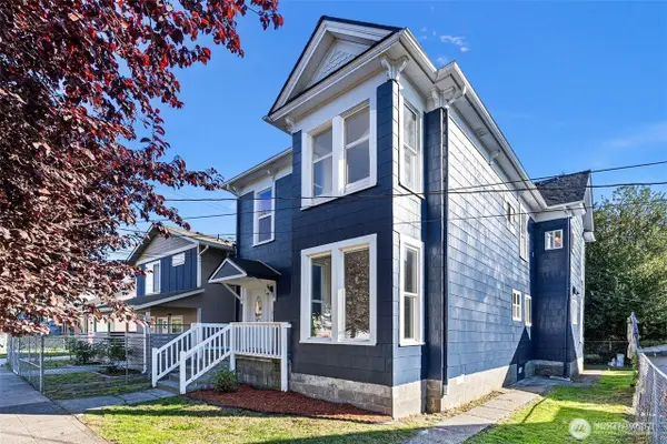 1214 S 8th #1 & 2, Tacoma, WA 98405