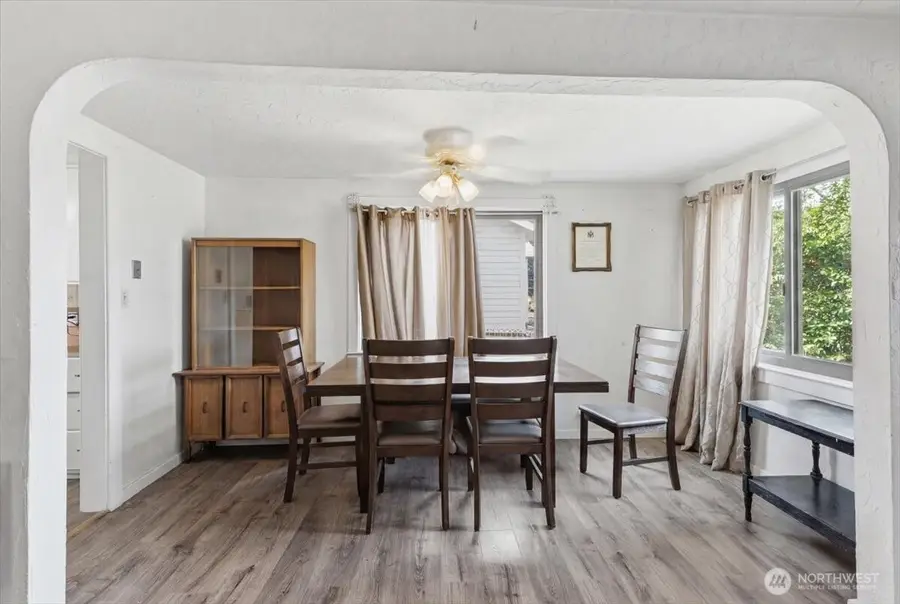 118 Coulee Boulevard, Electric City, WA 99123 - #3