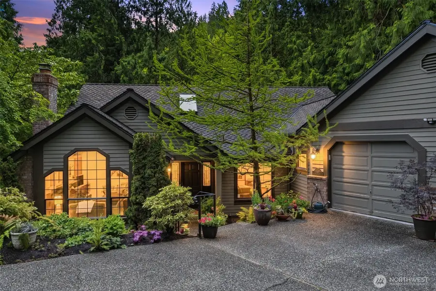 2825 NW Pine Cone Drive, Issaquah, WA 98027 - #2
