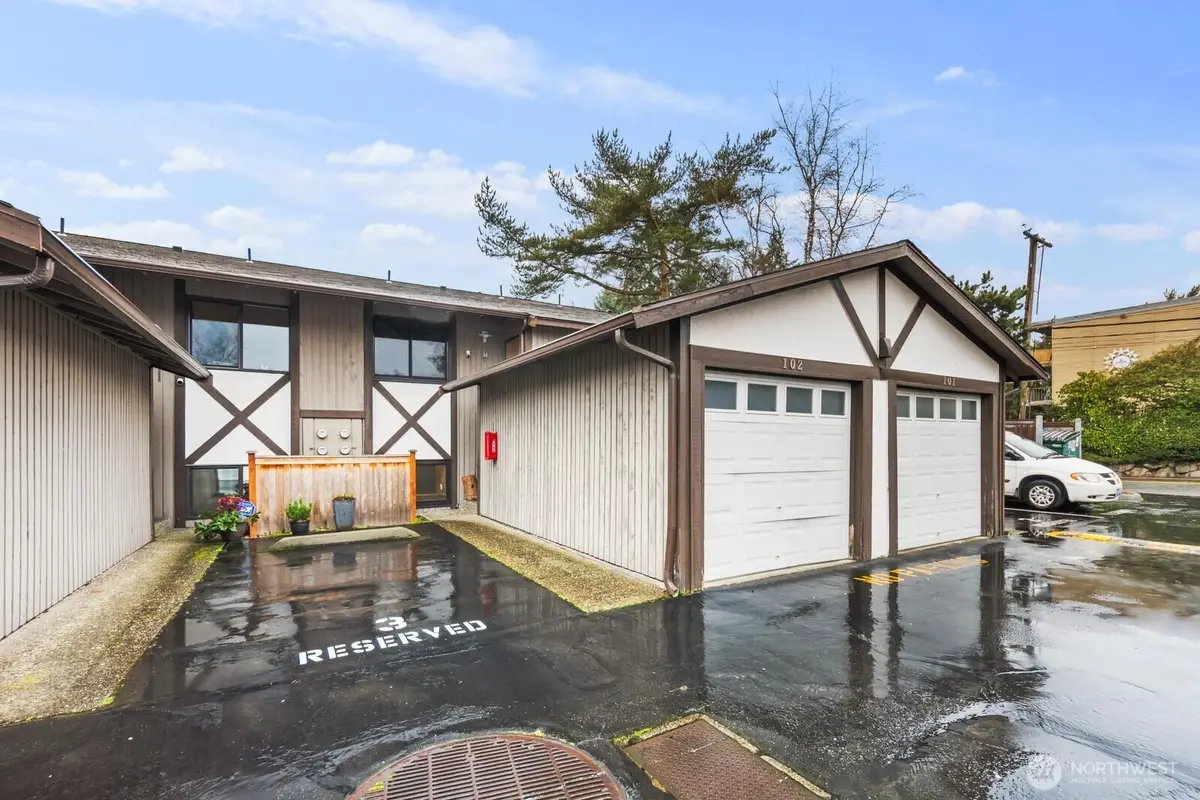 323 SW 112th Street #102, Seattle, WA 98146 - #1